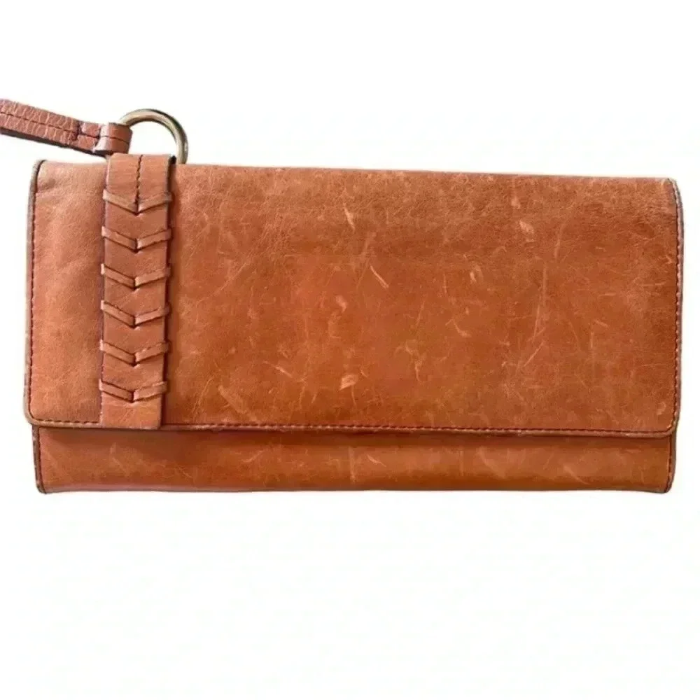 Kenneth Cole Womens Small Leather Wristlet